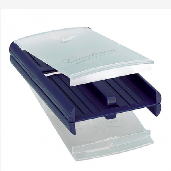 ♪ 『法國Vandoren 竹片盒 VQP06 豎笛 /高音/ 中音薩克斯風 』♫